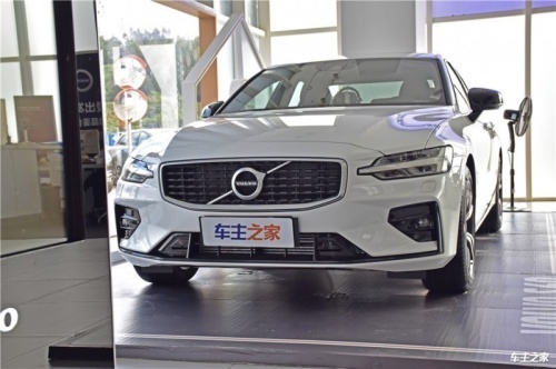 1xbet体育购Volvo S60L享7万优惠欢迎前来试驾(图1)